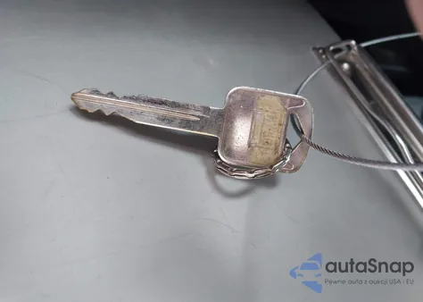 2000 Ford Ranger Xl/Xlt from USA, damaged, VIN 1FTYR10C1YPB16562